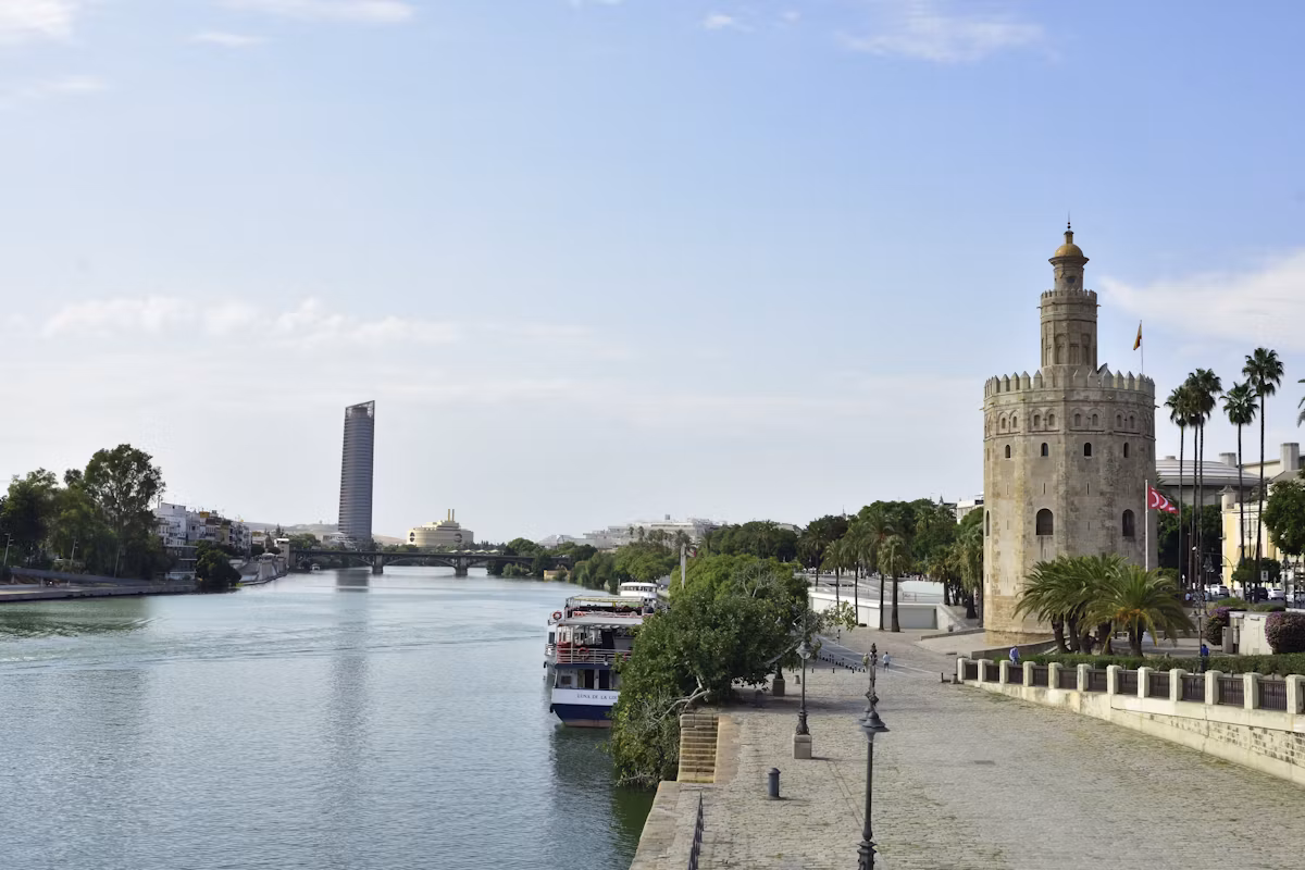 The Guadalquivir and the Torre del Oro from the riverside walk